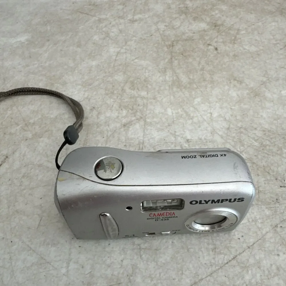 Olympus CAMEDIA D-435 5.1MP Digital Camera - Silver Tested